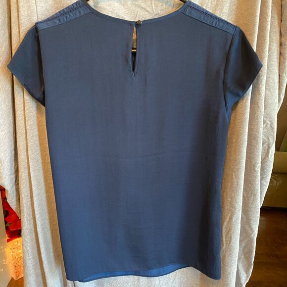Banana Republic Blue Short Sleeve Shirt Blouse Size XS Petite - Picture 7 of 8